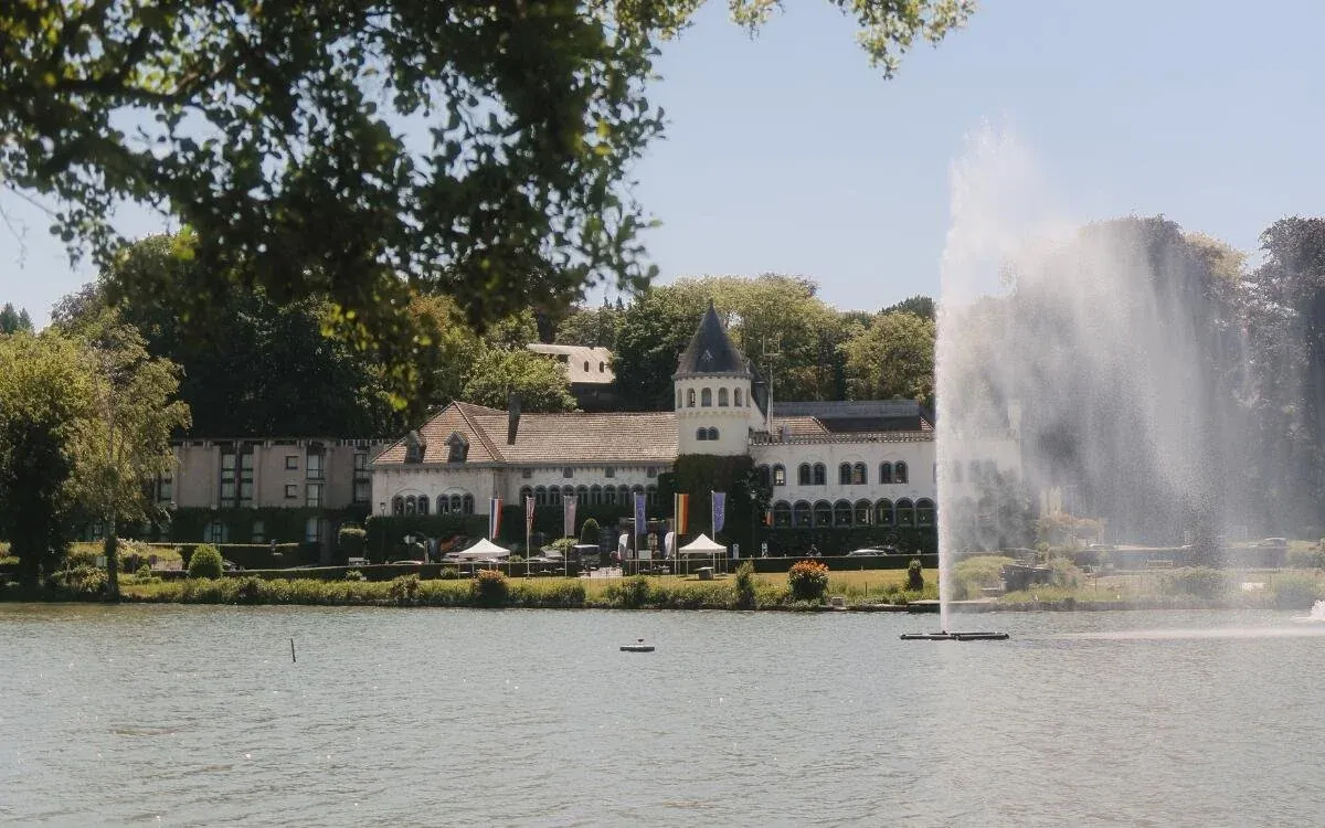 Martin's Château du Lac