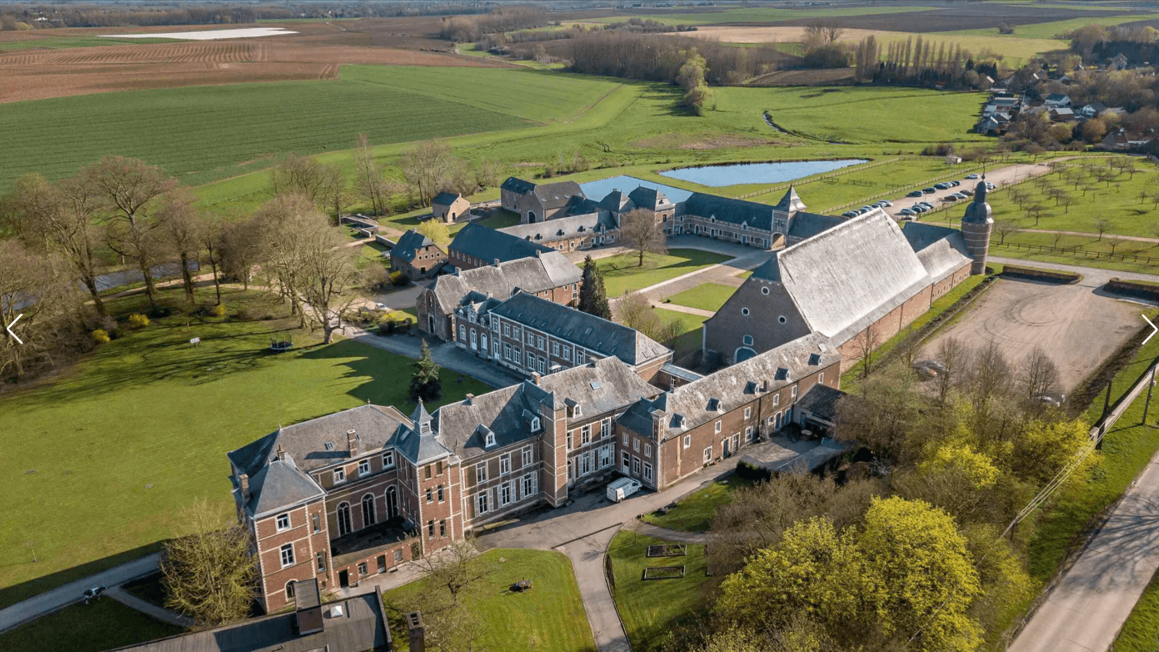 Chateauform