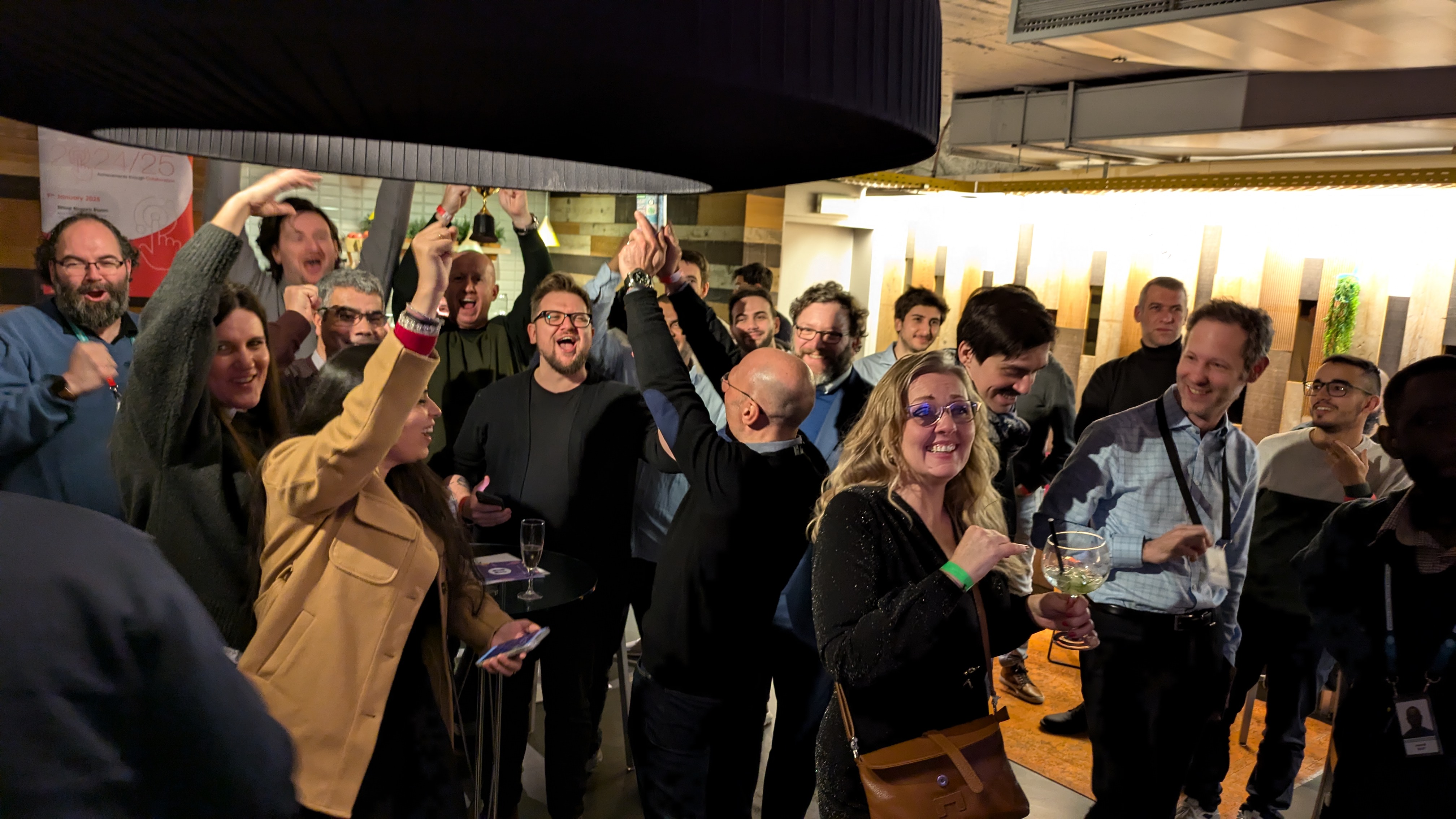 Euroclear sloot zijn kick-off af met de energie van At The Races